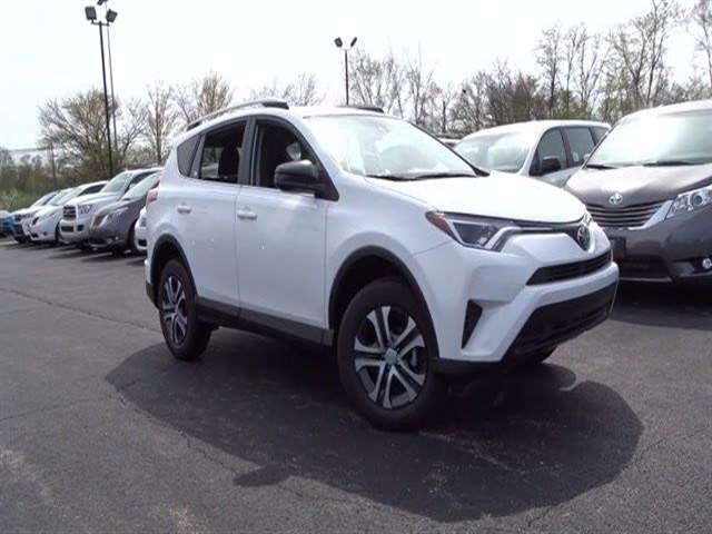 Toyota RAV4 2017 photo 2